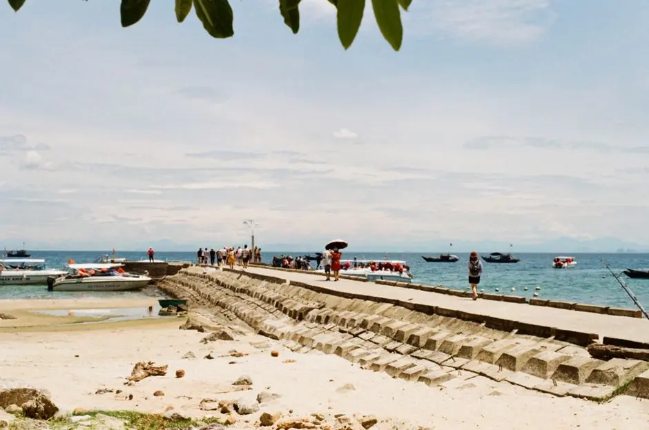 Liburan Instagramable: Spot Foto Estetik untuk Traveler Hemat