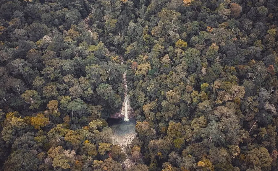 air terjun tersembunyi Bungkutengah